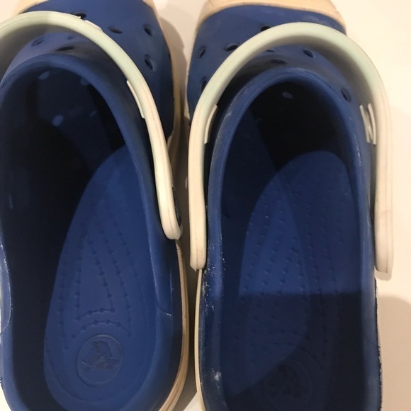 5/15$ Crocs shoes​​ - Picture 5 of 8